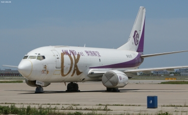 B-2117 (24961) 1991 Boeing 737-3Q8 SF