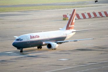 OE-ILG (24081) 1988 Boeing 737-3Z9