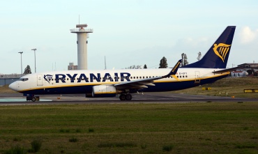 EI-EFY (35020) 2009 Boeing 737-8AS(WL)