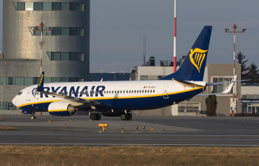 EI-EKJ (38497) 2010 Boeing 737-8AS(WL)