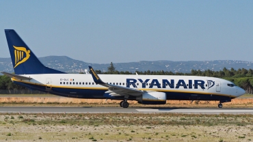 EI-DLC (33586) 2005 Boeing 737-8AS(WL)