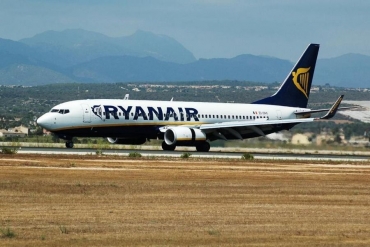 EI-DPK (33610) 2007 Boeing 737-8AS(WL)