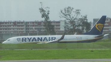 EI-DPM (33640) 2007 Boeing 737-8AS(WL)