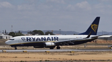 EI-DPM (33640) 2007 Boeing 737-8AS(WL)