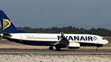 EI-EBV (35009) 2009 Boeing 737-8ASWL