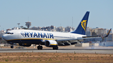 EI-ESS (35043) 2011 Boeing 737-8AS(WL)