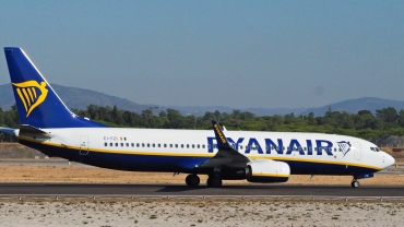 EI-FZI (44782) 2017 Boeing 737-8AS WL