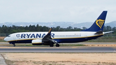 EI-FZM (44785) 2017 Boeing 737-8AS(WL)