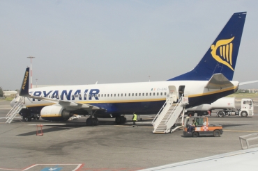 EI-EKG (35021) 2010 Boeing 737-8AS(WL)