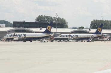 EI-FIA (44691) 2015 Boeing 737-8AS(WL)