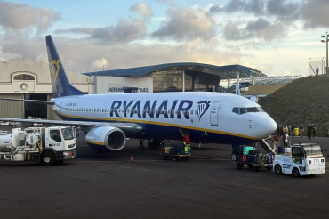 EI-GXN (44856) 2018 Boeing 737-8AS(WL)