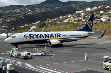 EI-GXN (44856) 2018 Boeing 737-8AS(WL)