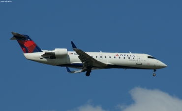 N854AS (cn 7382) Bombardier CRJ200ER