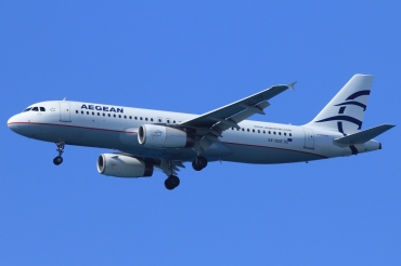 SX-DGE (3990) 2009 Airbus A320-232