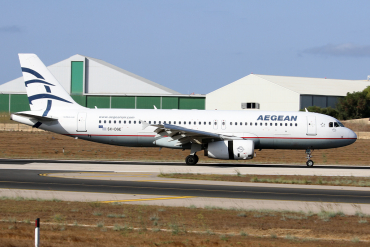 SX-DGE (3990) 2009 Airbus A320-232