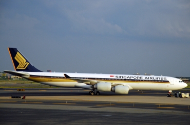 9V-SGD (560) 2004 Airbus A340-541