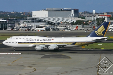 9V-SPQ (28025) 2001 Boeing 747-412