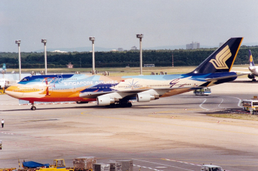 9V-SPK (28023) 1997 Boeing 747-412