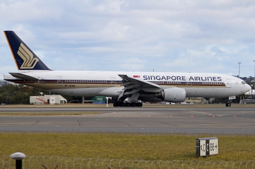9V-SRM (32320) 2003 Boeing 777-212(ER)