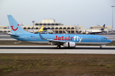 OO-VAS (30285) 2002 Boeing 737-86Q(WL)