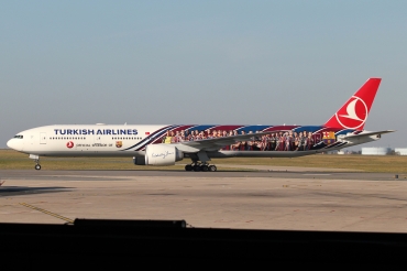 TC-JJI (40709) 2010 Boeing 777-3F2(ER)