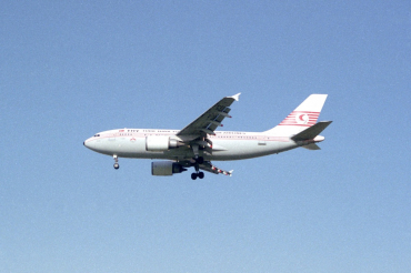 TC-JCZ (480) 1988 Airbus A310-304