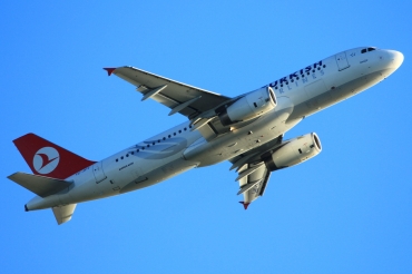 TC-JPT, (cn 3719), Airbus A320-232