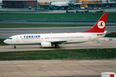 TC-JFH (29770) 1998 Boeing 737-8F2