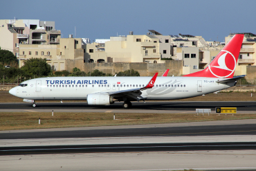 TC-JHT (42001) 2013 Boeing 737-8F2(WL)
