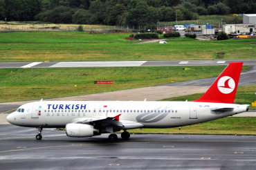 TC-JPM (3341) 2007 Airbus A320-232