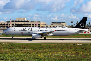 TC-JRS (4761) 2011 Airbus A321-231