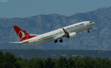 TC-JHU (42002) 2013 Boeing 737-8F2(WL)