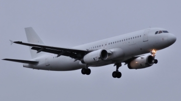 HI-968 (561) 1995 Airbus A320-233