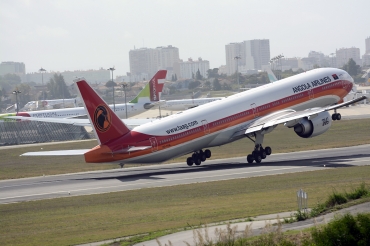 D2-TEG (40805) 2011 Boeing 777-3M2(ER)