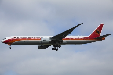 D2-TEG (40805) 2011 Boeing 777-3M2(ER)