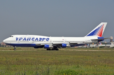 VP-BGY, (cn 23640), Boeing 747-346