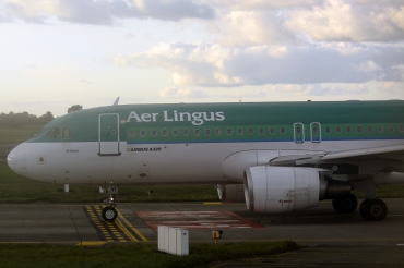 EI-DVI (3501) 2008 Airbus A320-214