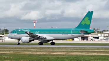 EI-CVC (1443) 2001 Airbus A320-214