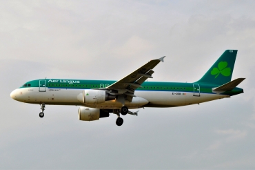 EI-DEB (cn 2206) Airbus A320-214