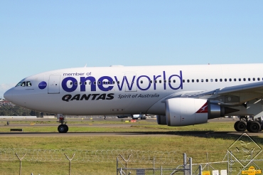 VH-EBV (1365) 2012 Airbus A330-203