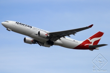 VH-EBM (1061) 2009 Airbus A330-202