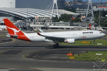 VH-EBC (506) 2003 Airbus A330-202