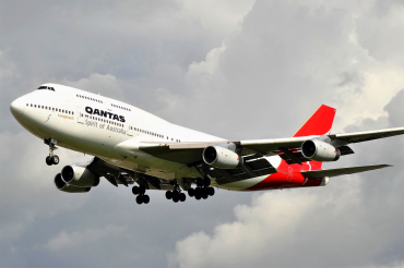 VH-OJP (25545) 1992 Boeing 747-438
