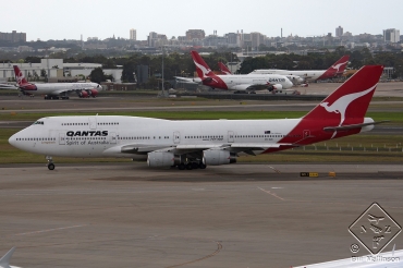 VH-OJC (24406) 1989 Boeing 747-438