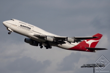 VH-OJE (24482) 1990 Boeing 747-438