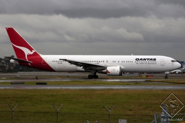 VH-OGF (24853) 1990 Boeing 767-338(ER)