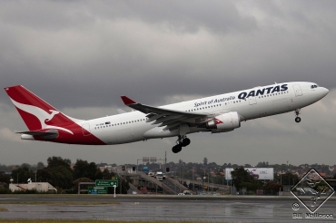 VH-EBM (1061) 2009 Airbus A330-202
