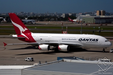 VH-OQB, (cn 015), Airbus A380-842