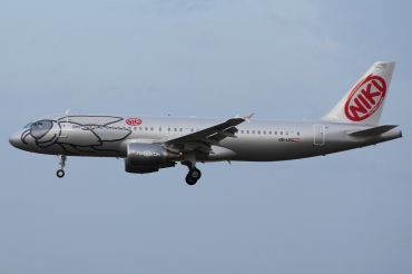 OE-LEG (4581) 2011 Airbus A320-214
