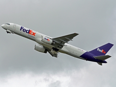 N916FD (24137) 1988 Boeing 757-2B7(F)